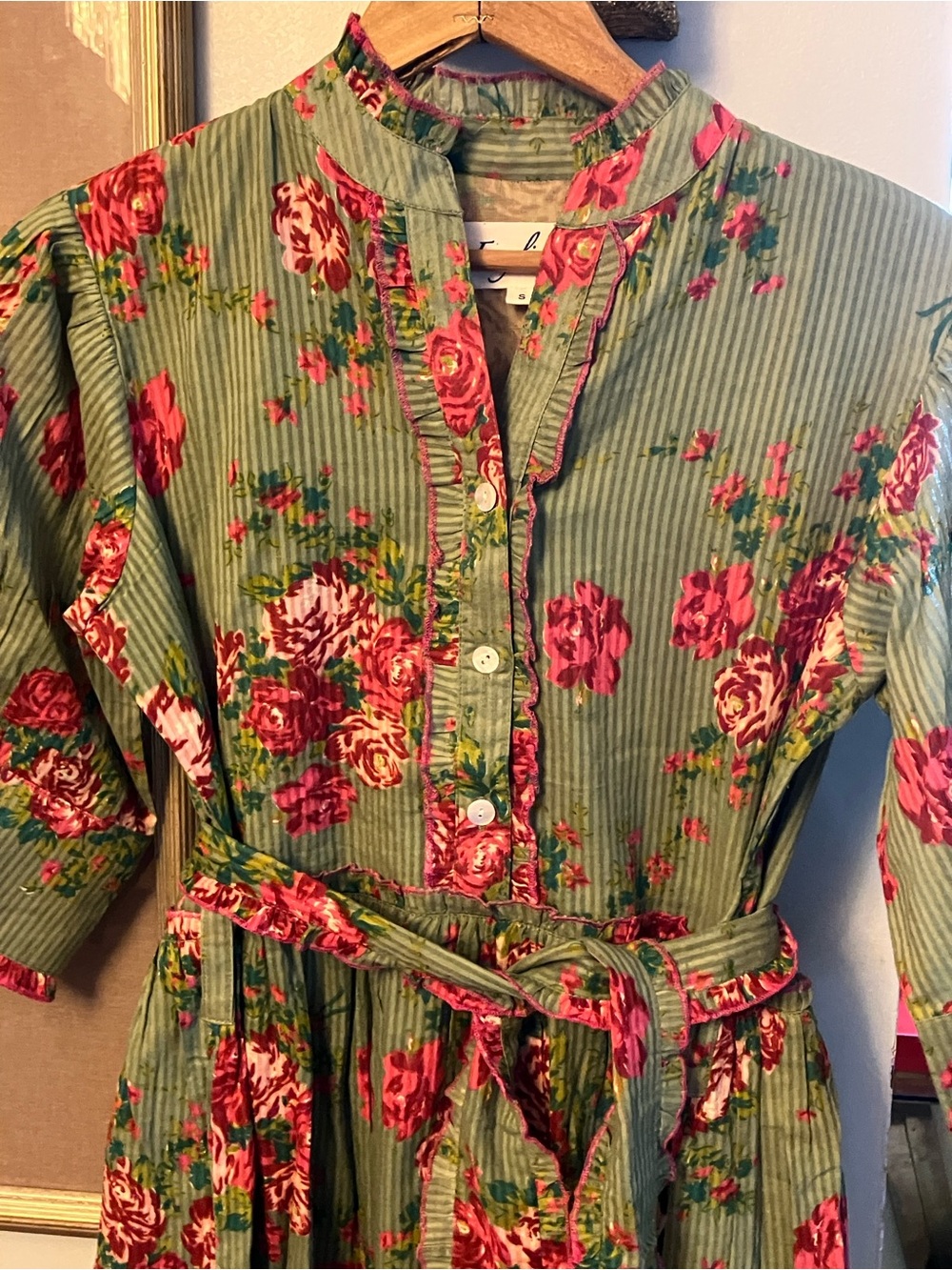 Green Floral Midi Dress with Self Tie Belt - Picture 2 of 5